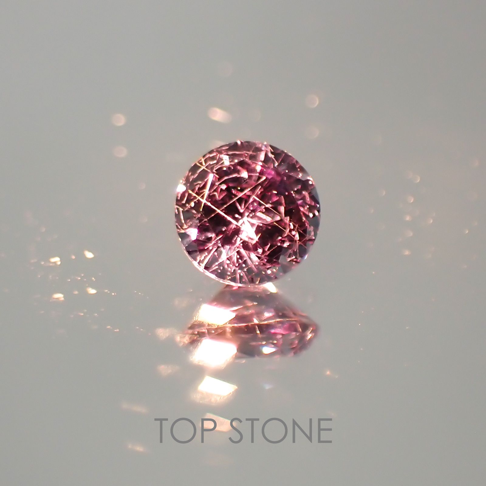 カラーチェンジガーネット(アレキタイプ) マダガスカル・ベキリー産 ルース 0.17ct[21019480]3.3×3.3mm前後
