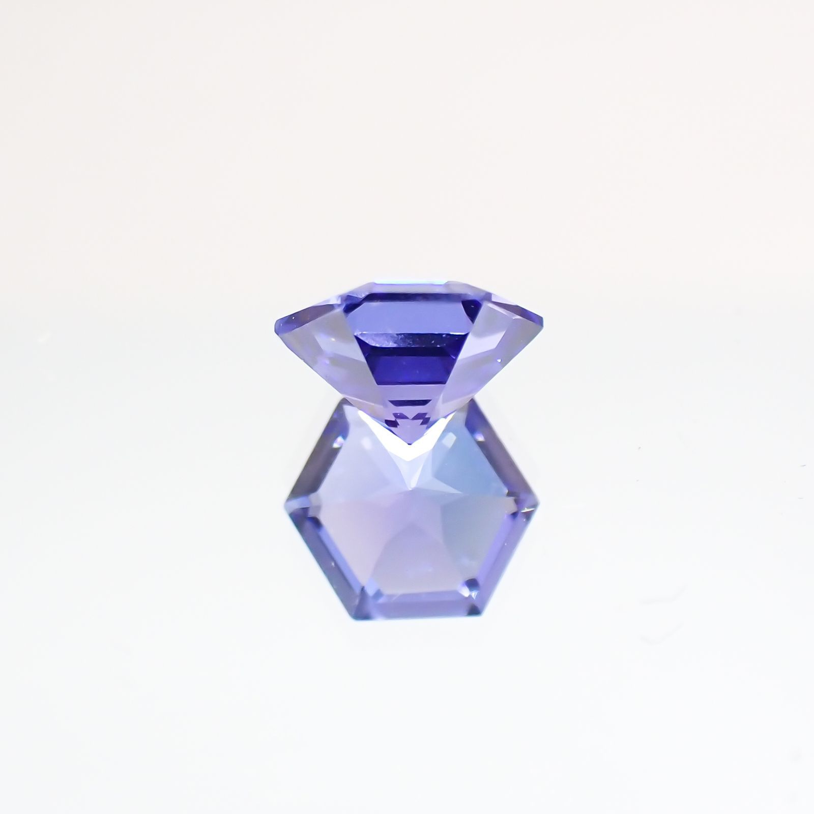 ◇ヘキサゴンカット◇タンザナイトSA(宝石名タンザナイト) タンザニア産 0.46ct 識別済[210610997]4.7×4.7mm前後