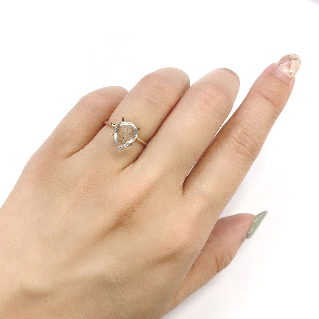 ティンカーベルクォーツ ブラジル産 ルース 1.59ct[210410493]11×7.6mm前後