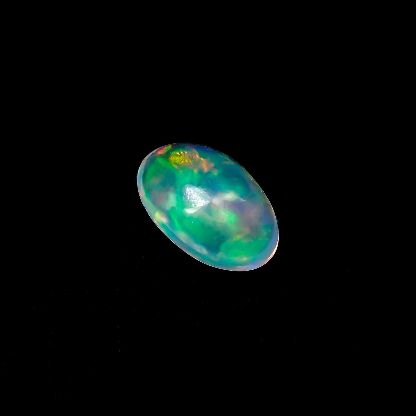 ウォーターオパール メキシコ産 0.27ct[240217626]6.2x3.9mm前後