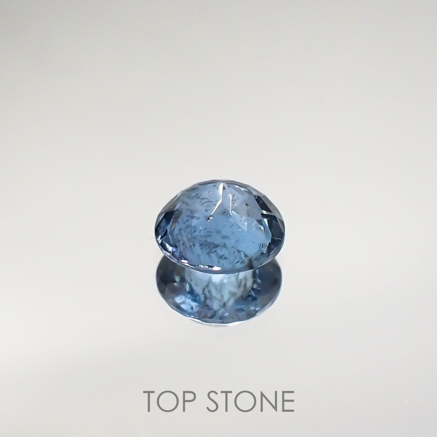 サンタマリアアクアマリン(宝石名アクアマリン) ブラジル産 0.46ct 識別済[210711898]5×5mm前後