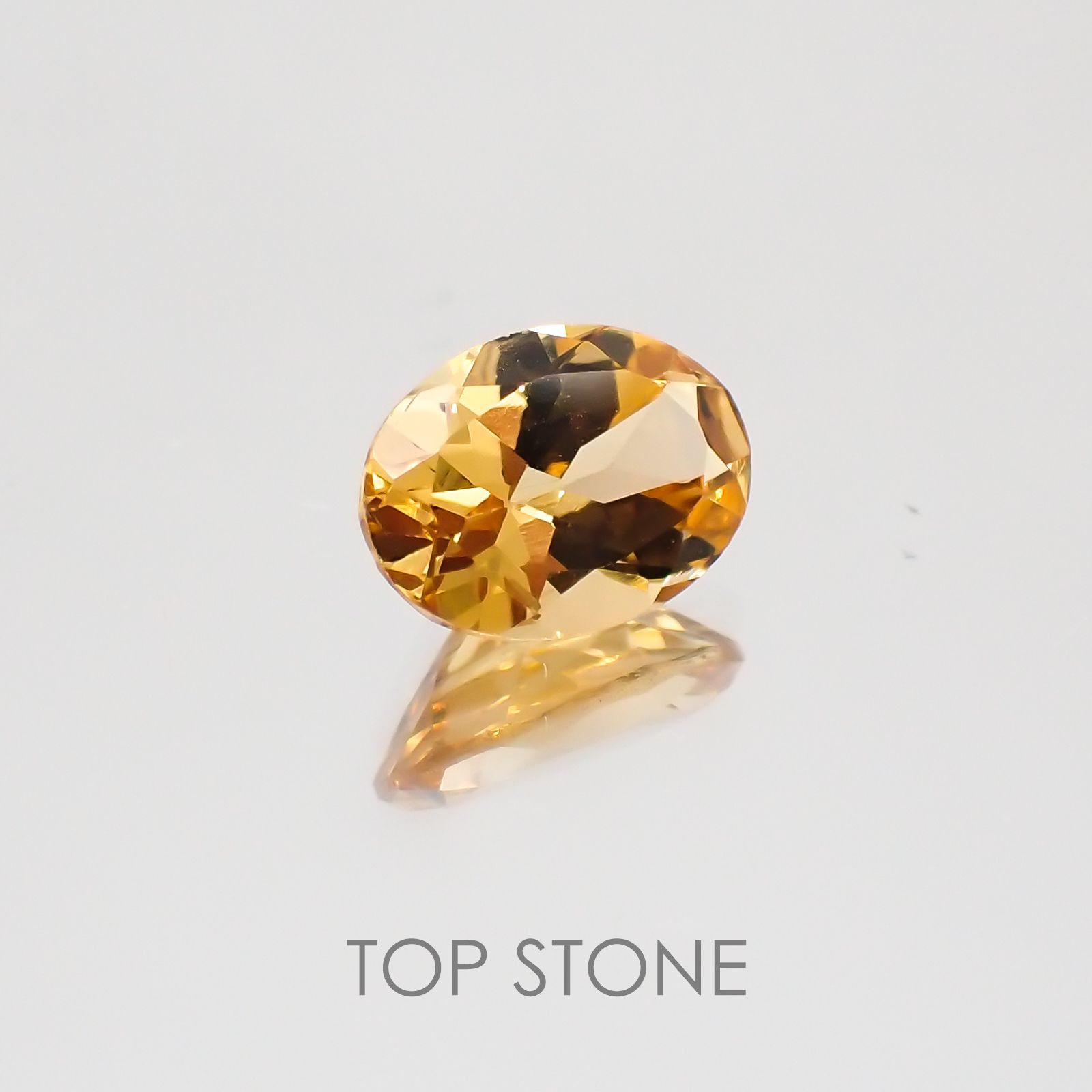 インペリアルガーネット(ヘソナイト)(宝石名ガーネット) スリランカ産 0.82ct 識別済[21038975]6.8×4.9mm前後