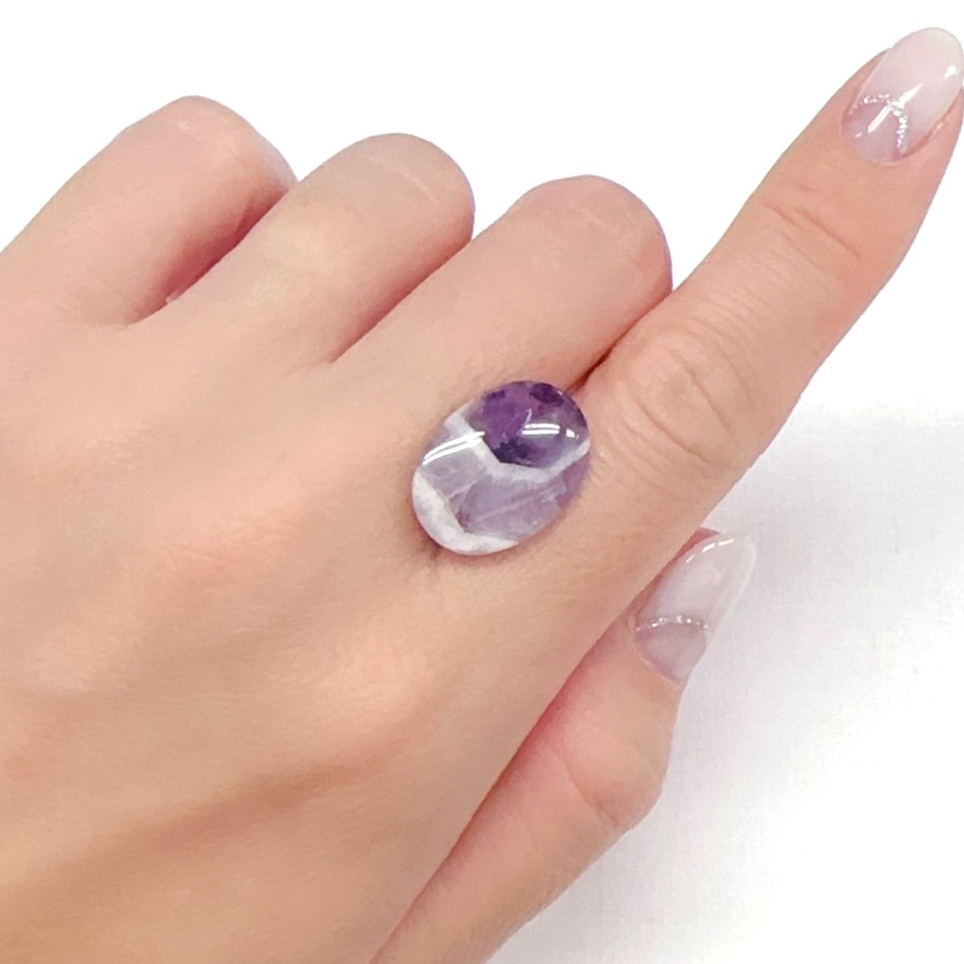 ファントムアメジスト ブラジル産 11.93ct[240527444]18.4x13.4mm前後