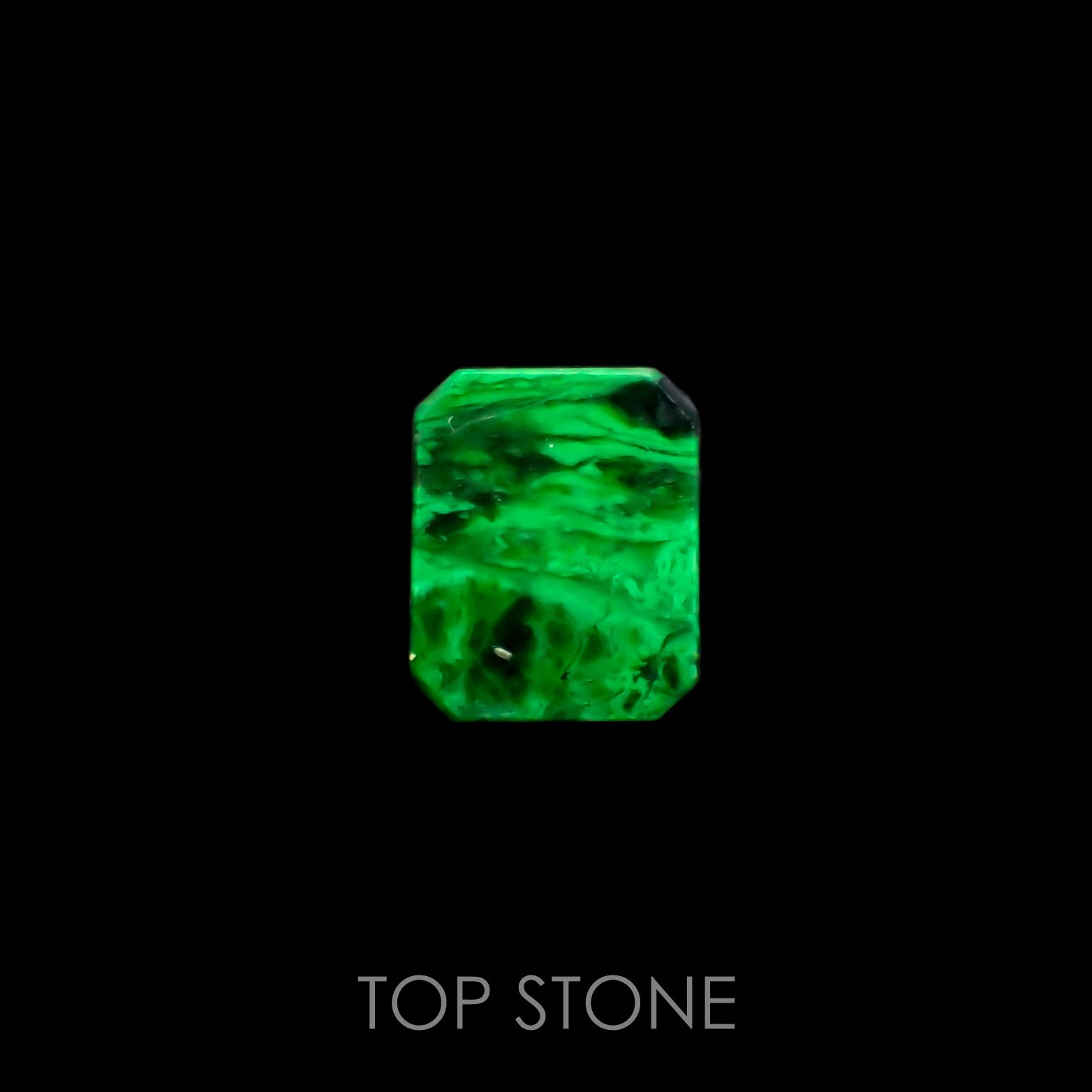 モーシッシ ビルマ産 1.35ct[220114184]7.4x6mm前後
