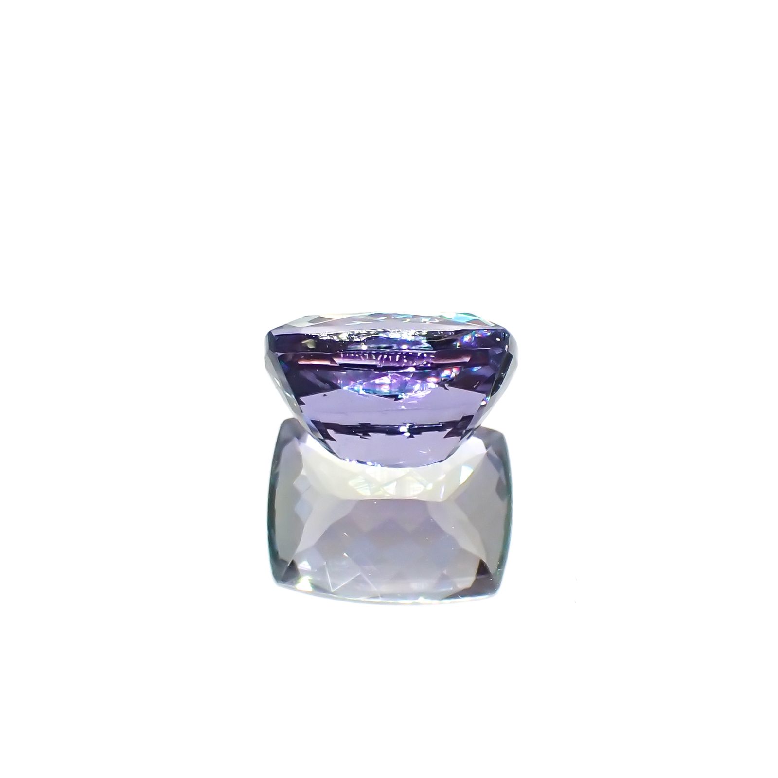 バイカラータンザナイト(宝石名ゾイサイト)タンザニア産 3.77ct 識別済[231224456]10x7.8mm前後