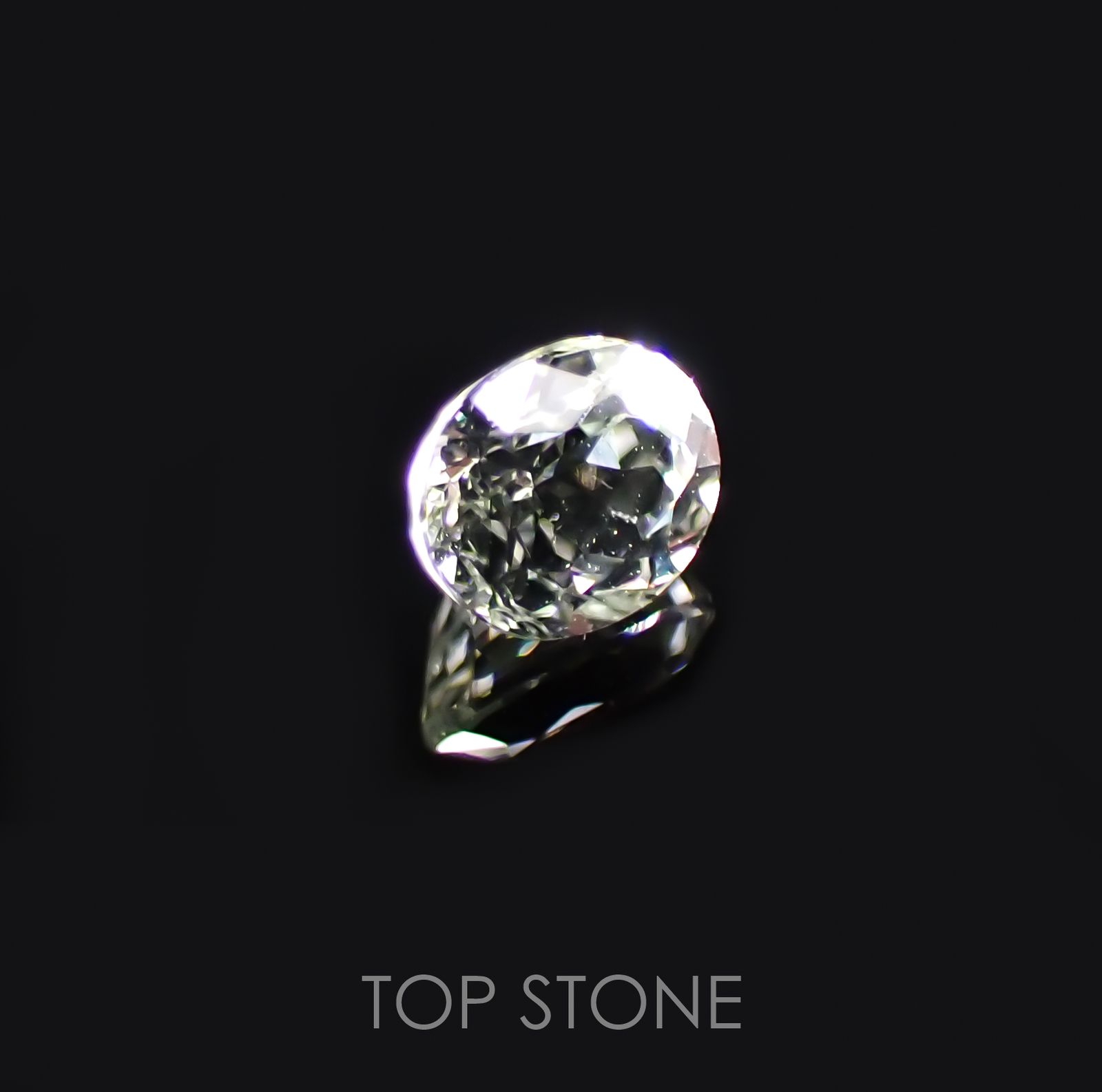 リューコガーネット ビルマ産 ルース 0.21ct[210510774]3.5×2.9mm前後