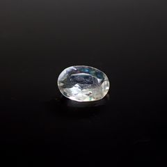 リューサイト 遊色効果あり(宝石名リューサイト)イタリア産 0.32ct 識別済[250730650]6.1x4.4mm前後