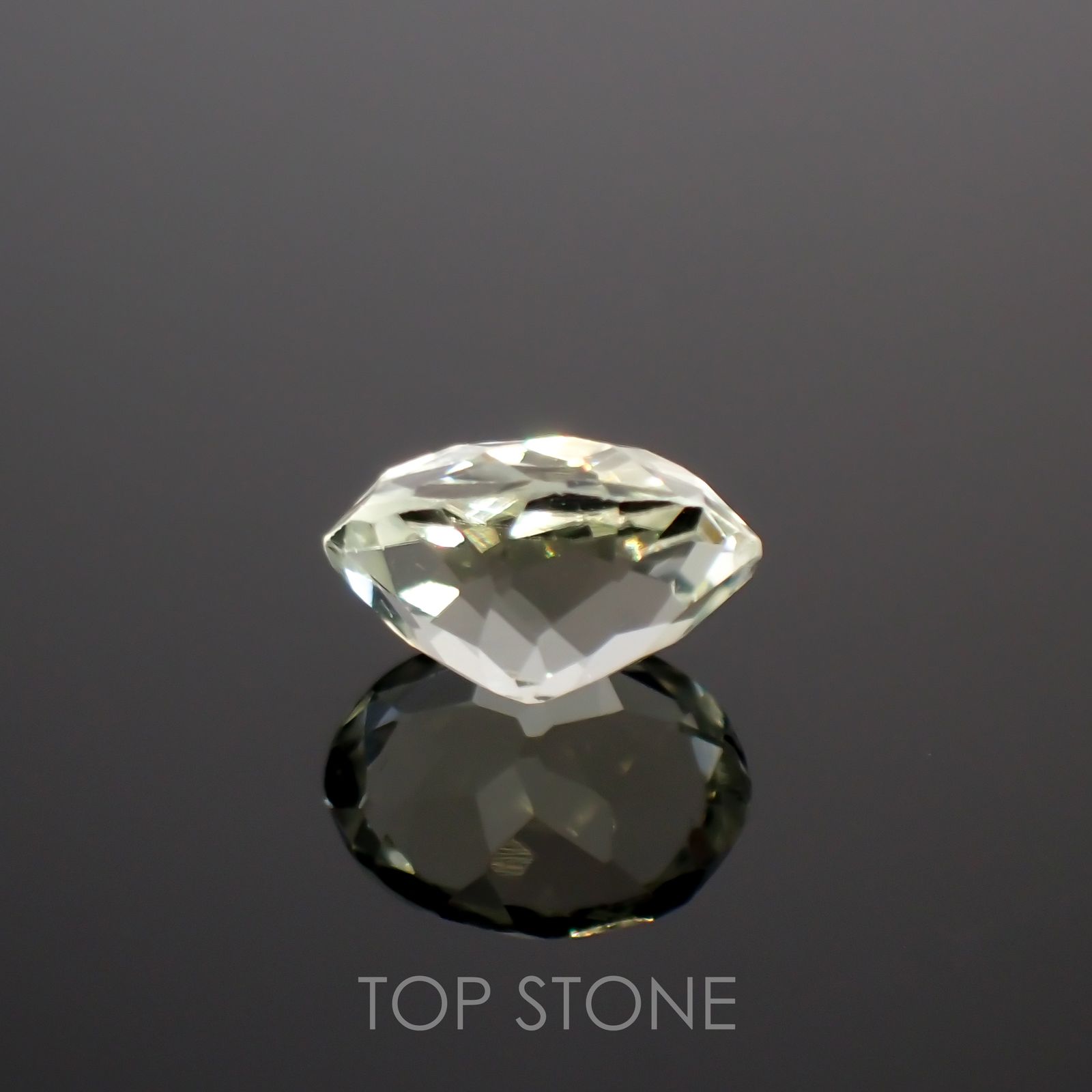 シリマナイト(宝石名シリマナイト)インド産 1.45ct 識別済[211113701]8x6mm前後