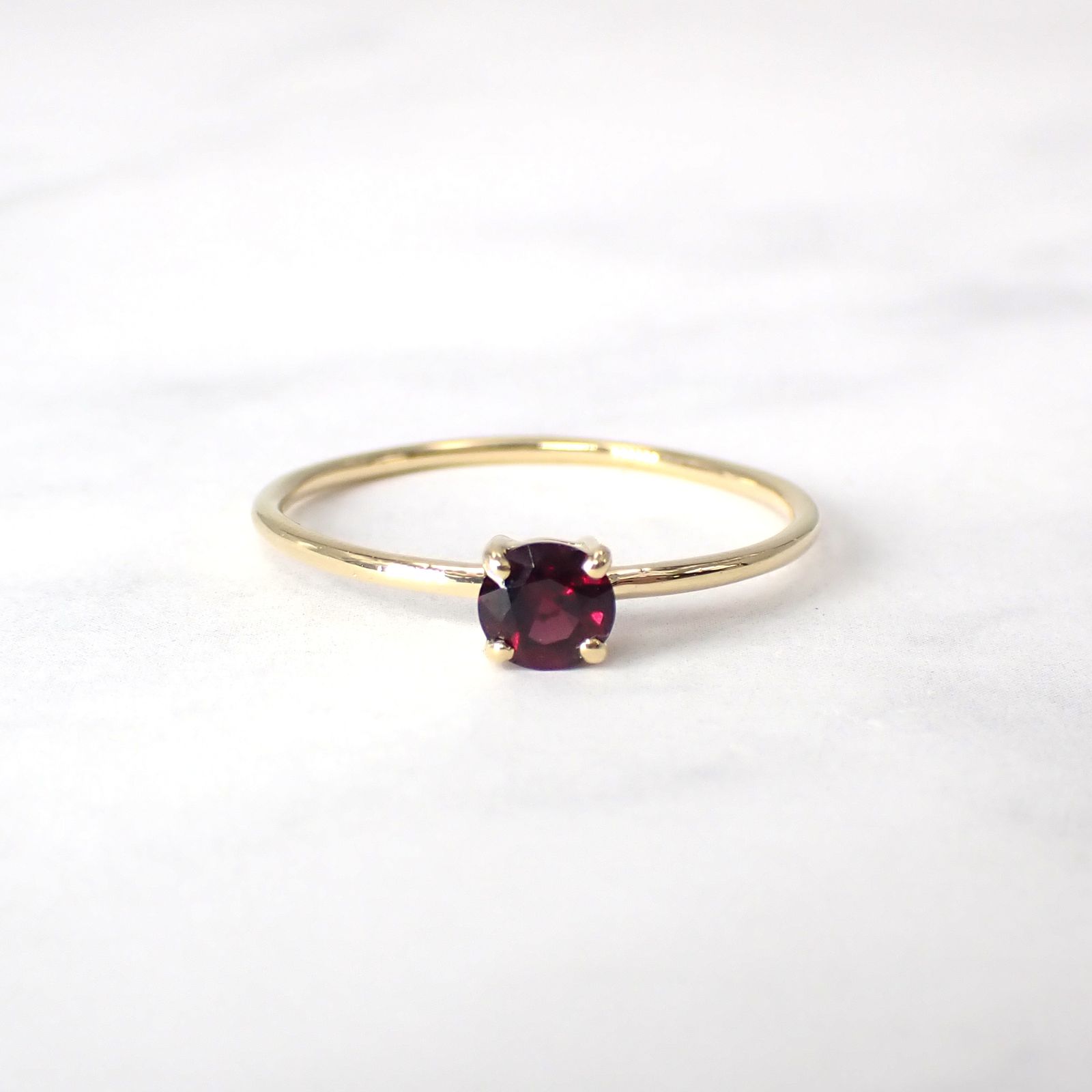 リング空枠：石留め▶アントヒルガーネット（お客様製作例）