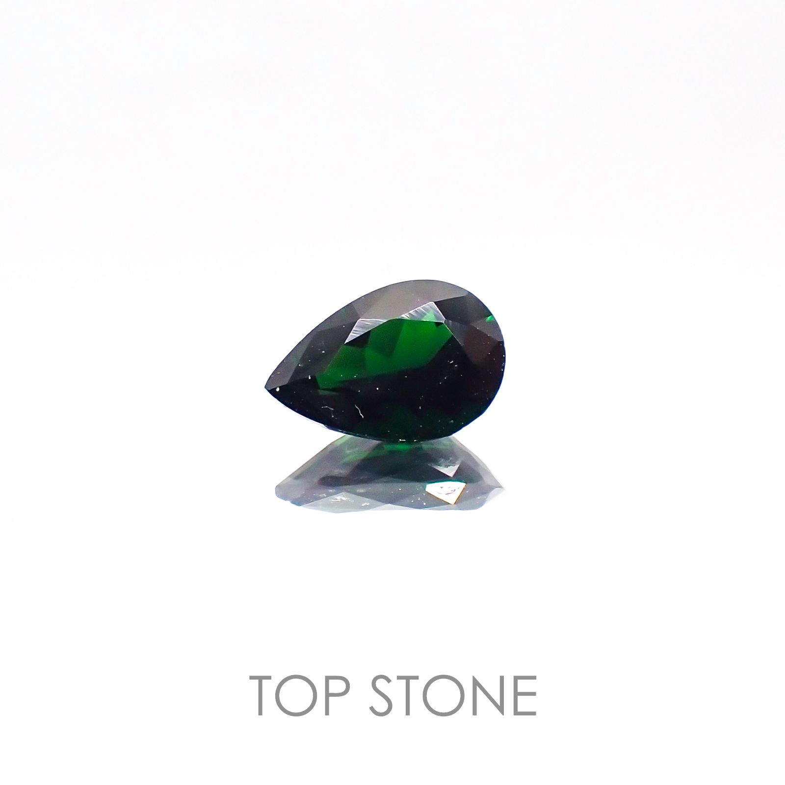 クロムトルマリン タンザニア産 ルース 0.61ct[20096206]7.3×5mm前後