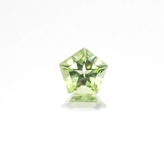 <ランダムセレクト1個販売> ◇ペンタゴンカット◇ペリドットSA(宝石名ペリドット) アメリカ産 0.49ct前後 識別済[210310172]5.1×5.3mm前後
