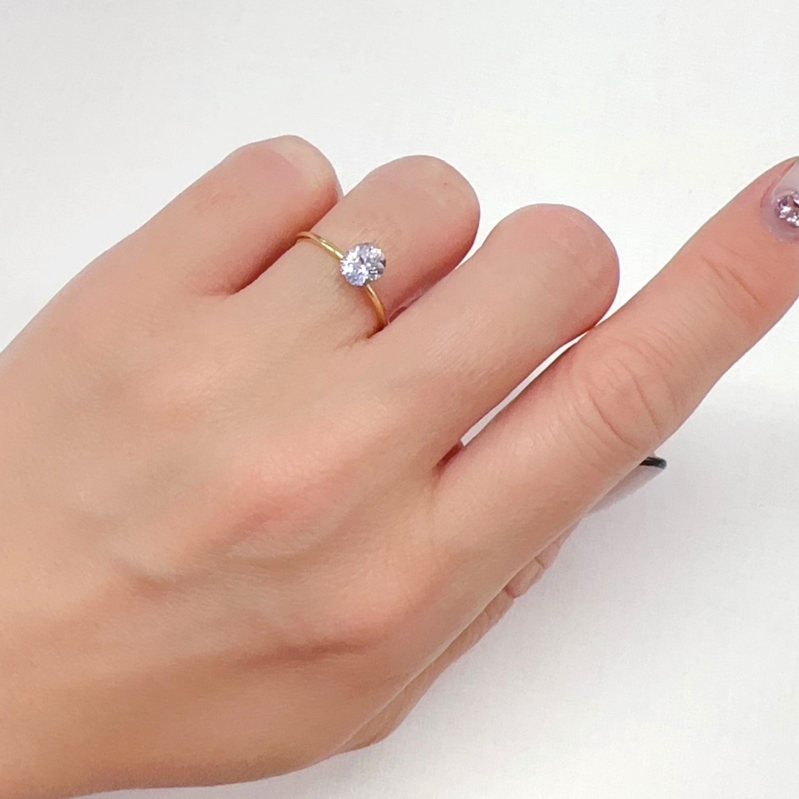 アイスラベンダーサファイア(宝石名サファイア)スリランカ/マダガスカル産 0.84ct 識別済[240226284]6x5.3mm前後