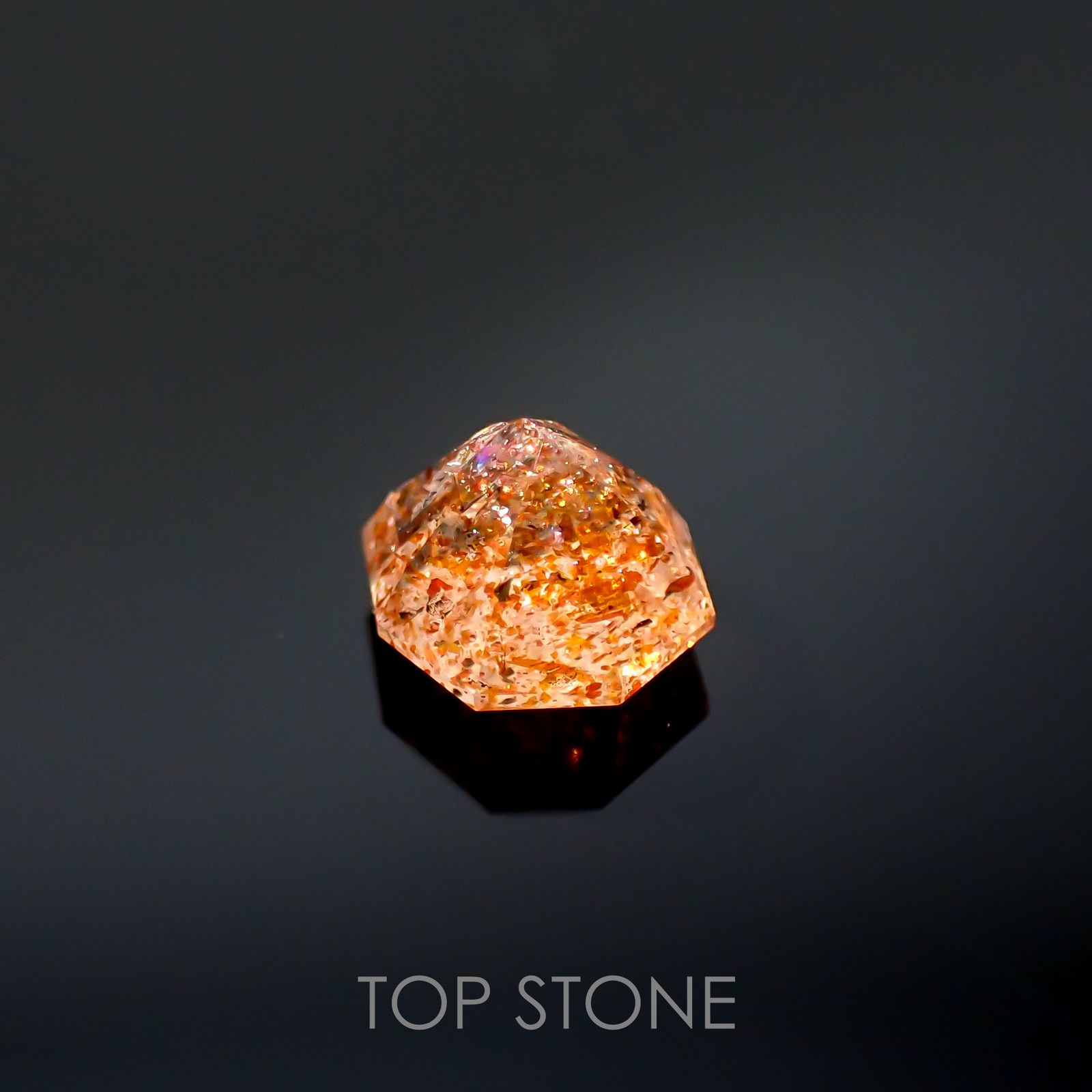 ◇オクタゴンカット◇イリュージョンサンストーン インド産 0.56ct[220115492]5.2x4.8mm前後