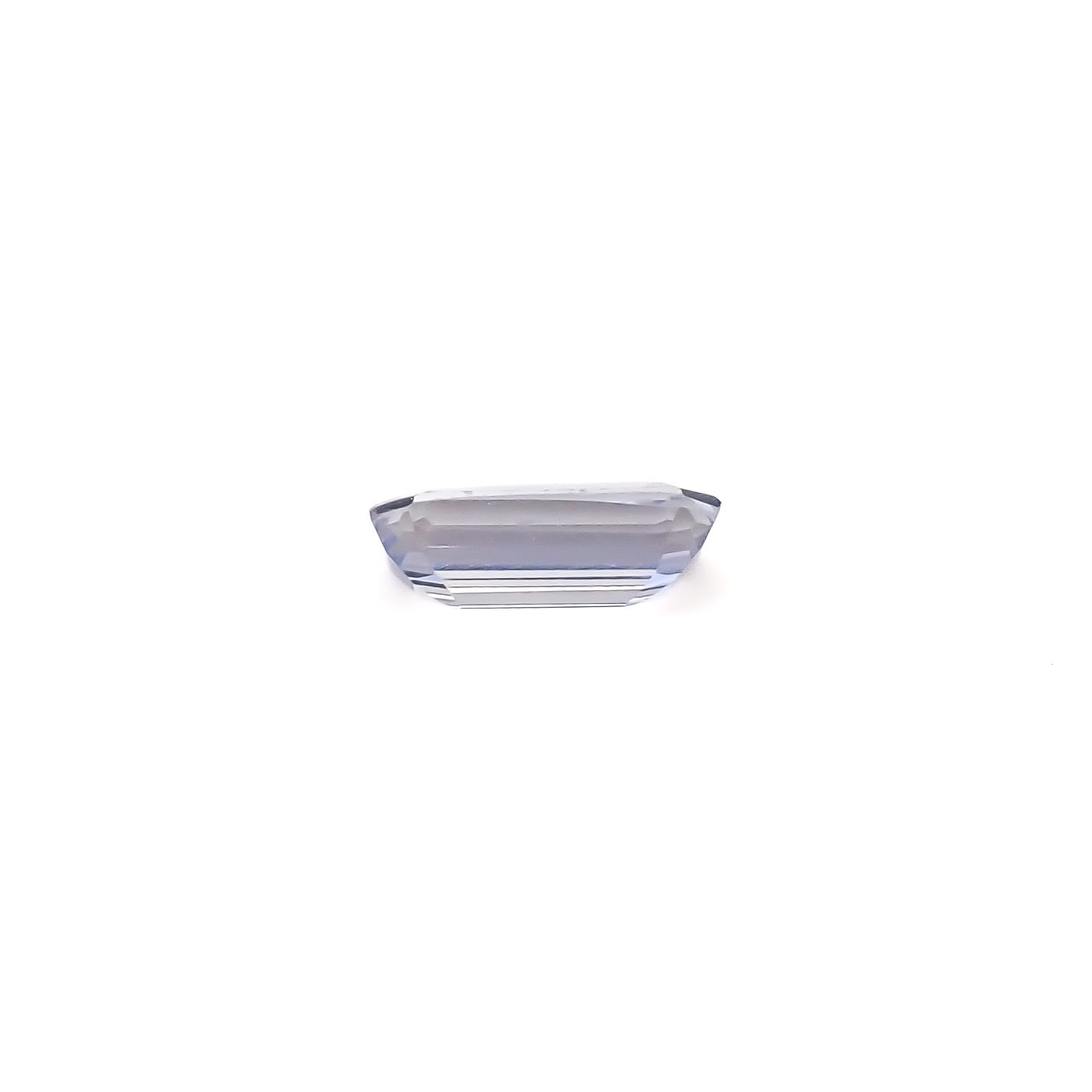 アイスブルーサファイア スリランカ/マダガスカル産 0.86ct / 7.4x4.1mm前後 [260732586]