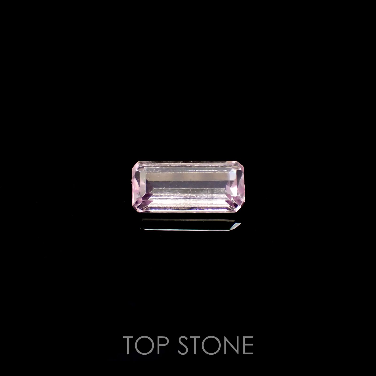 クンツァイト アフガニスタン産 1.77ct[220616345]10.6x4.9mm前後