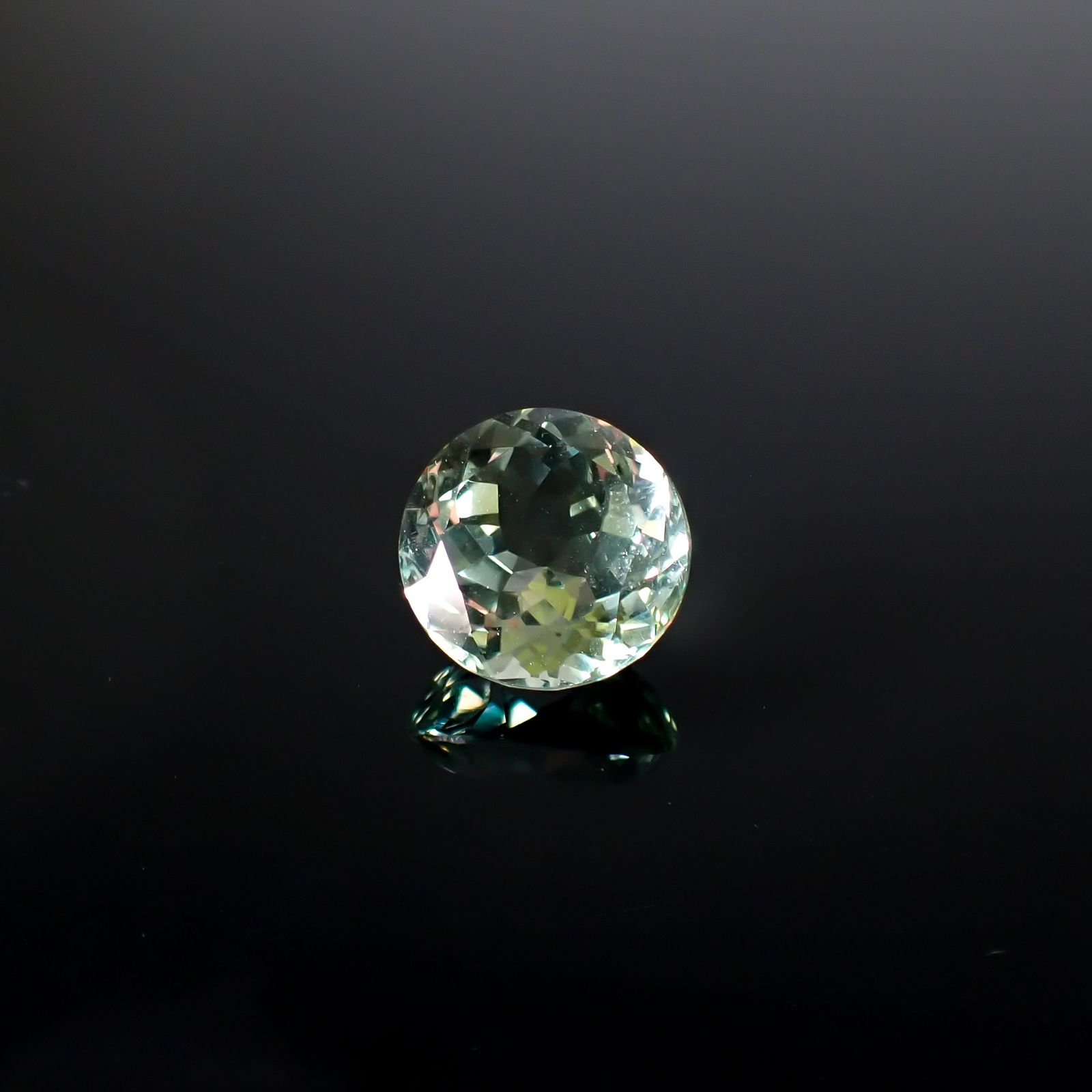 プラシオライト(グリーンアメジスト) ブラジル産 9.83ct [241229566]13.8x13.8mm前後