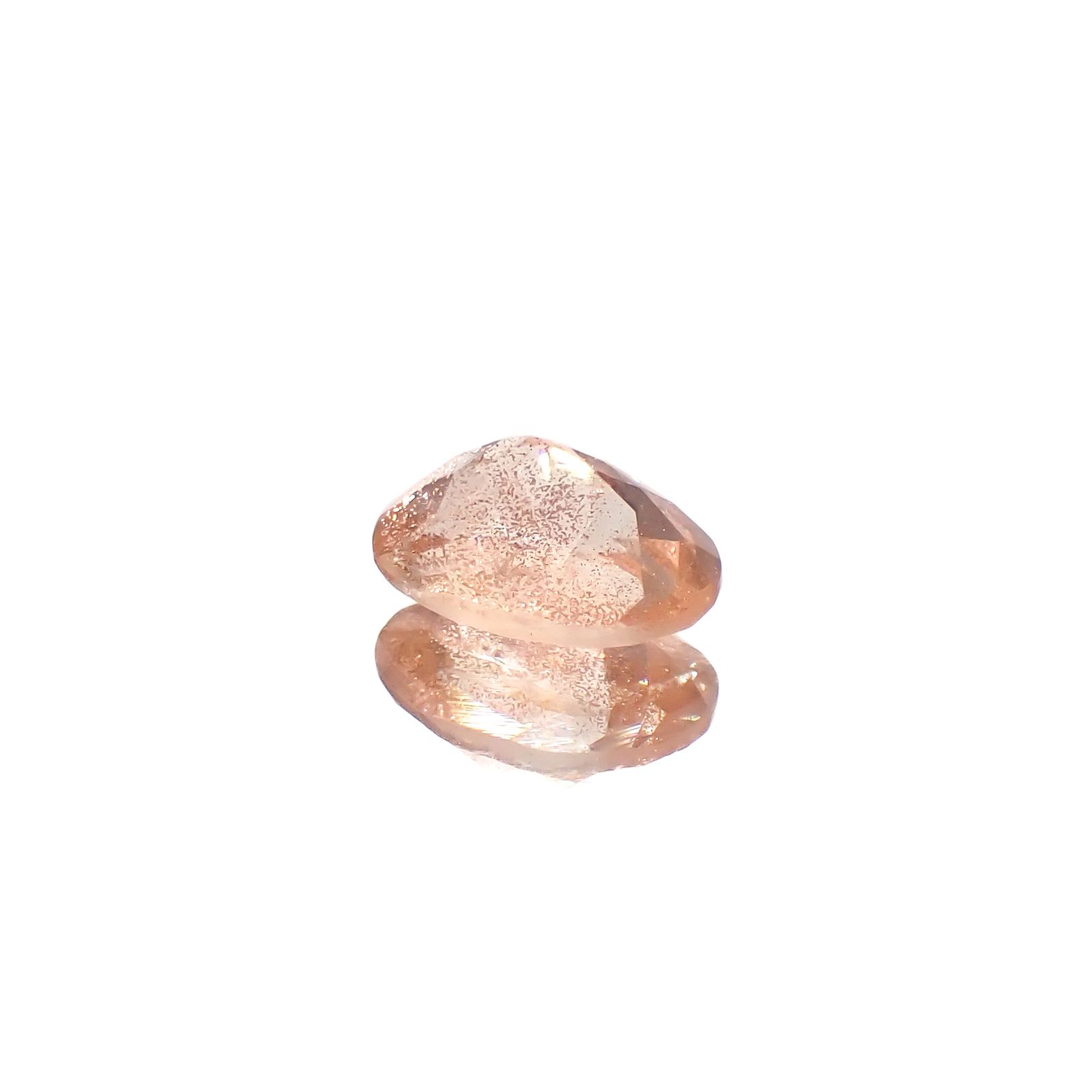 オレゴンサンストーン アメリカ・オレゴン州産 0.71ct[240628210]6.9x4.9mm前後