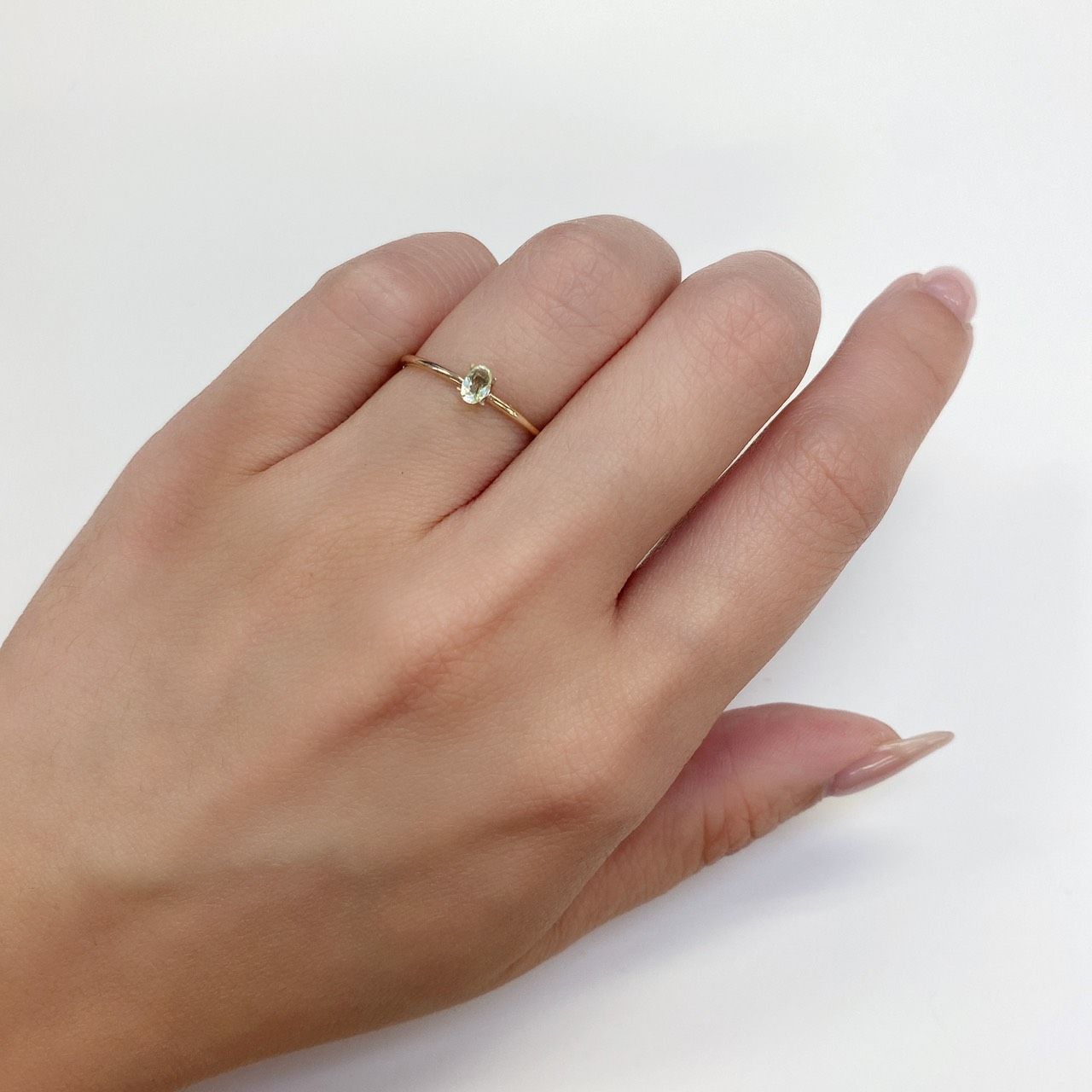 ハイアライトオパール(宝石名オパール) メキシコ産 0.124ct ソ付(彩珠)[210611150]4.1×2.5mm前後