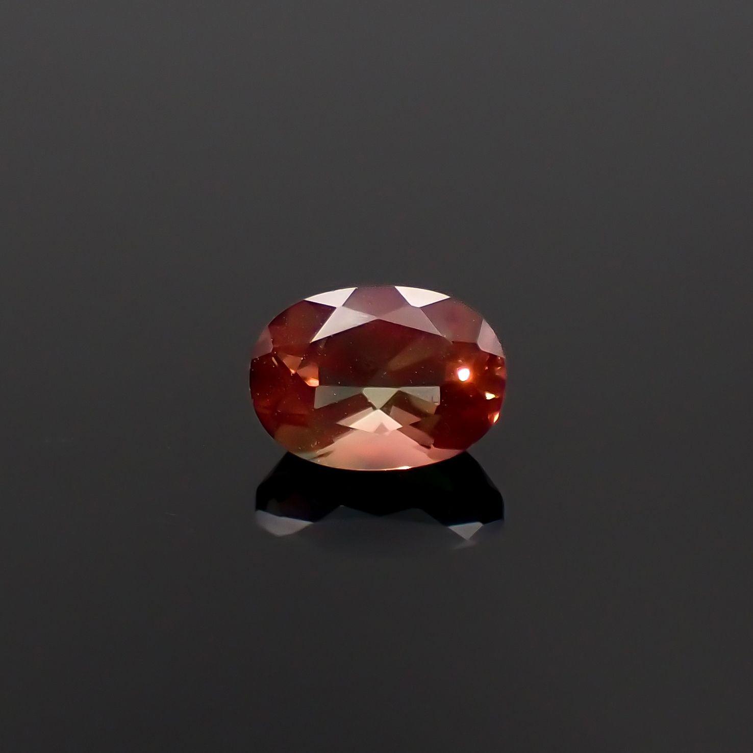 バイカラーアンデシン モンゴル産 0.82ct[231023571]7.1x5.1mm前後