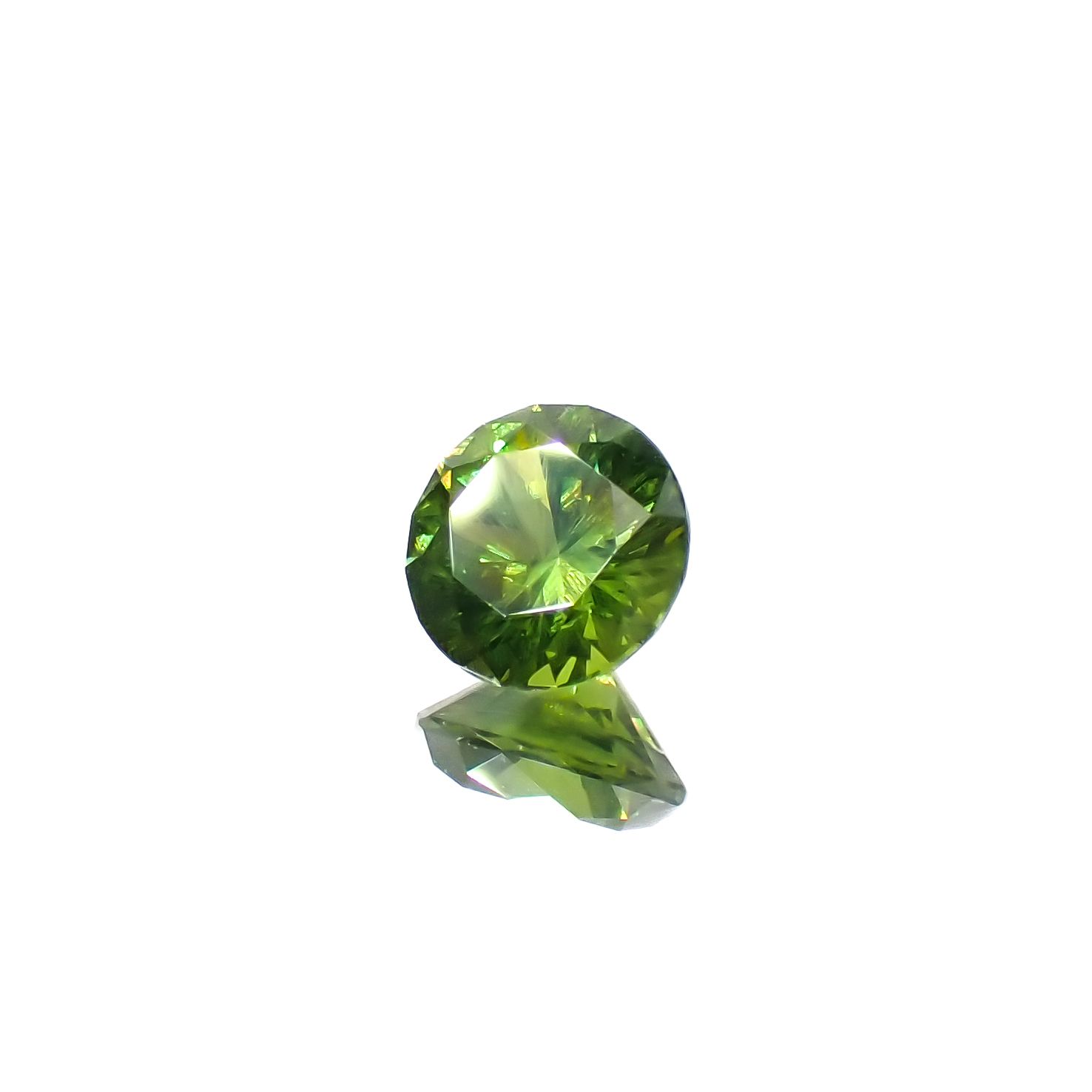 デマントイドガーネット ロシア産 0.64ct[240427196]5.1x5.1mm前後