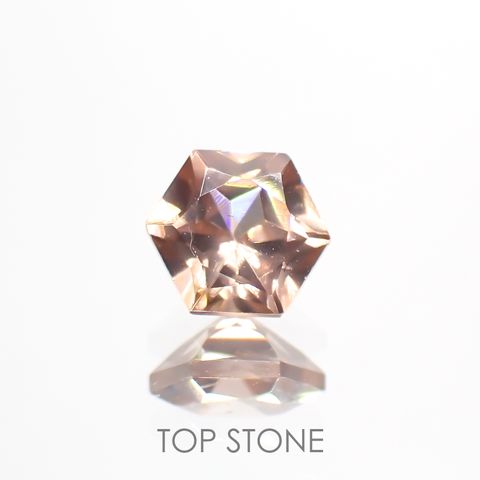 ◇ヘキサゴンカット◇シナモンカラージルコン(宝石名ジルコン) カンボジア産 0.87ct 識別済[210410472]4.9×5.1mm前後