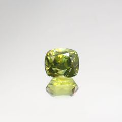 スフェーン(宝石名スフェーン) マダガスカル産 0.863ct ソ付(彩珠)[210712013]5.4×4.8mm前後