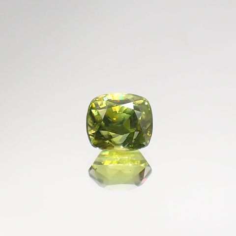 スフェーン(宝石名スフェーン) マダガスカル産 0.863ct ソ付(彩珠)[210712013]5.4×4.8mm前後