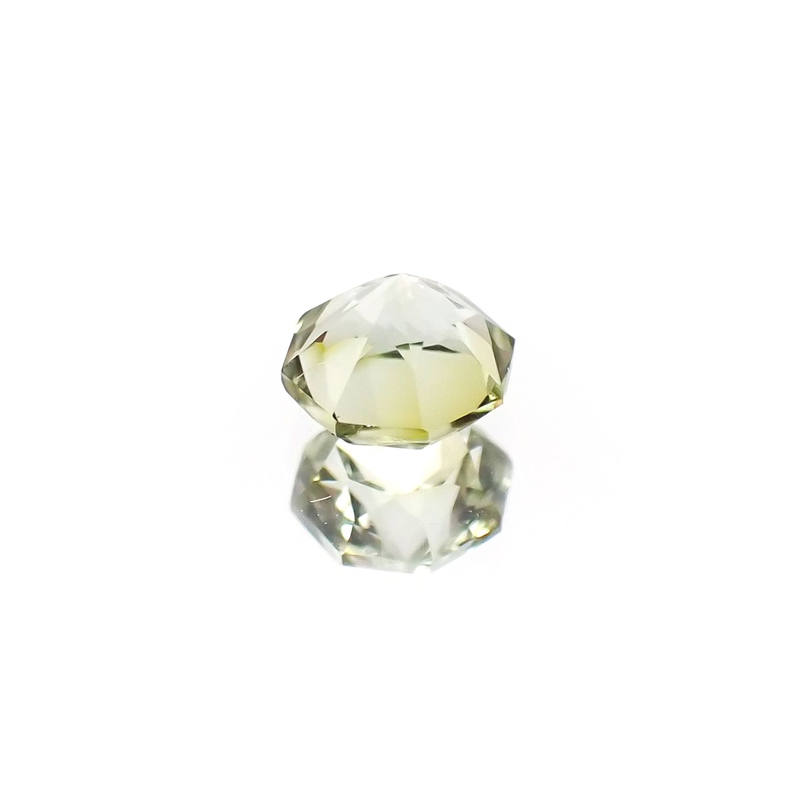 ◇オクタゴンカット◇グリーントルマリン(宝石名グリーン・トルマリン)ブラジル/アフリカ産 識別済 0.30ct / 4x4mm前後 [231124195]