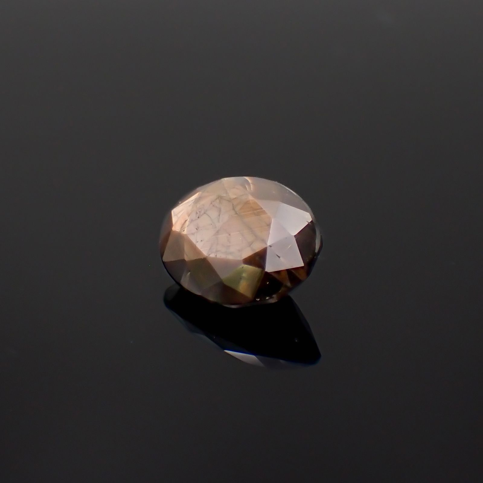 ゴールドシーンサファイア非加熱 ケニア産 7.09ct[230321337]13x10.2mm前後