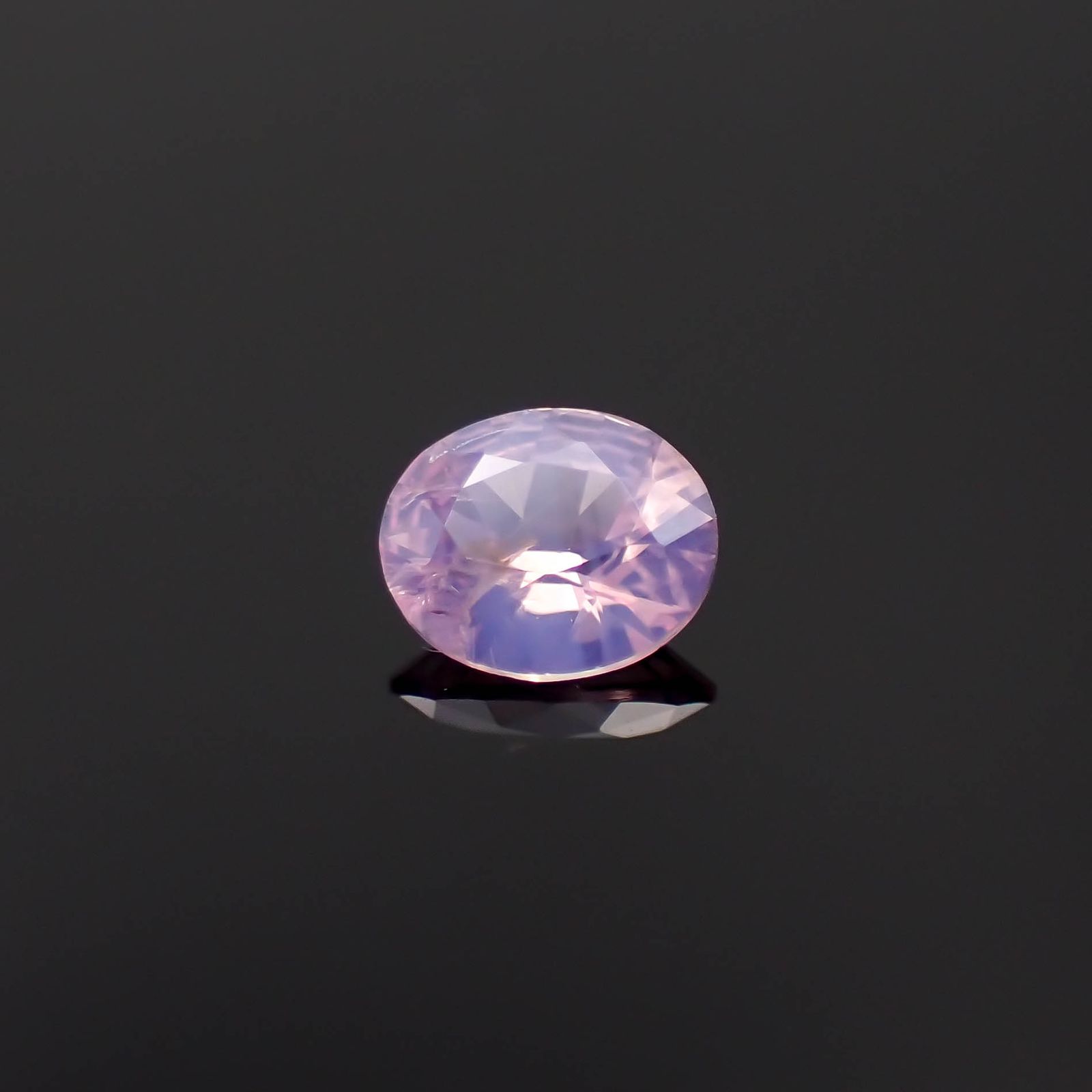 シルキーサファイア 非加熱 ベトナム産 0.22ct[230722793]4.2x3.4mm前後