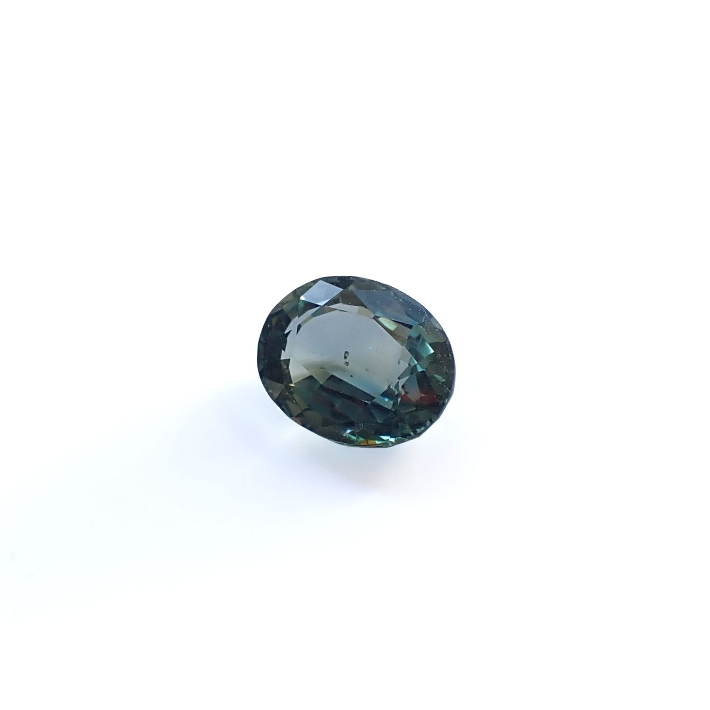 サファイア(宝石名サファイア) マダガスカル/スリランカ産 ソ付(彩珠) 1.617ct / 7.9x6mm前後 [260112479]