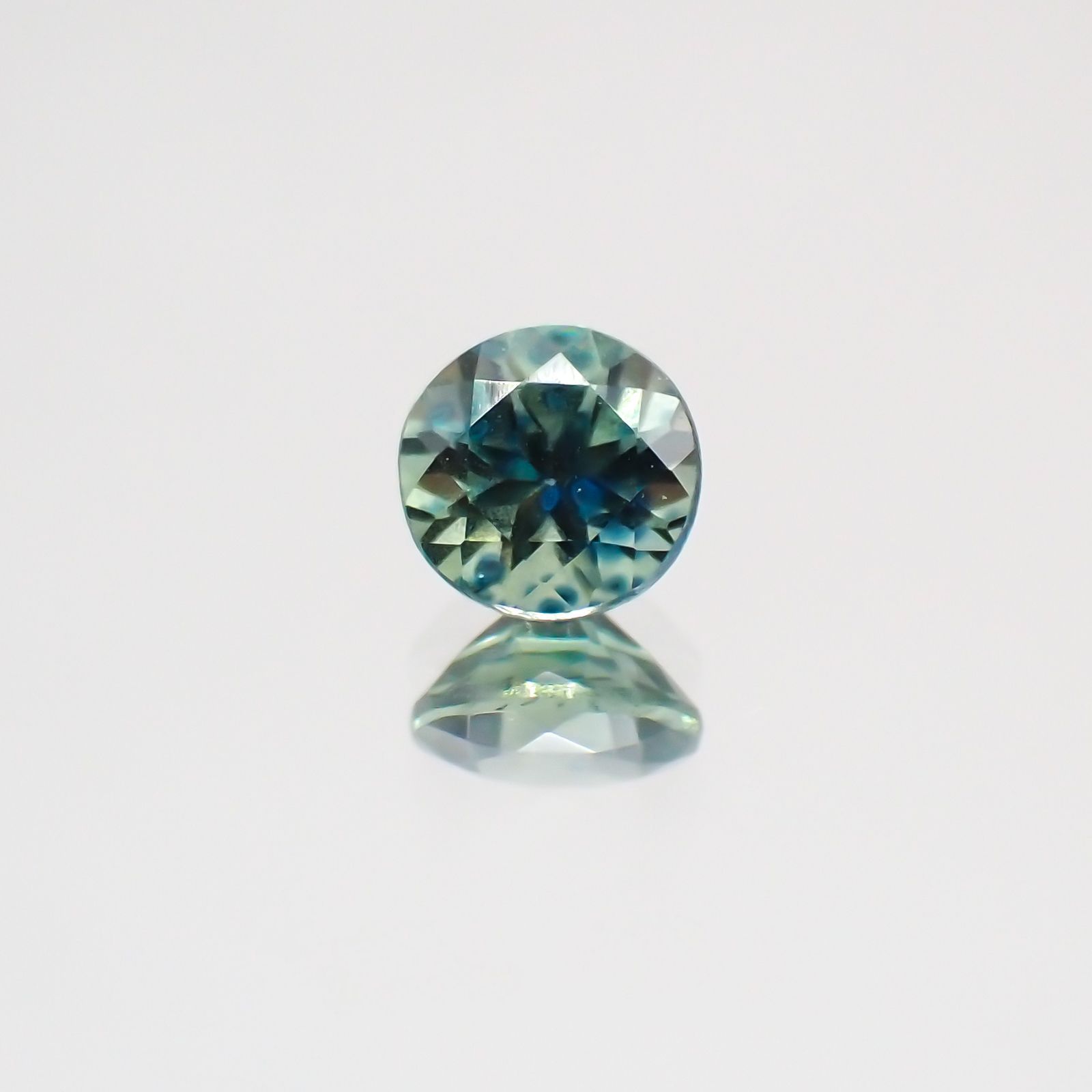 モンタナサファイア アメリカ産 ルース 0.31ct[21029910]3.9×3.9mm前後