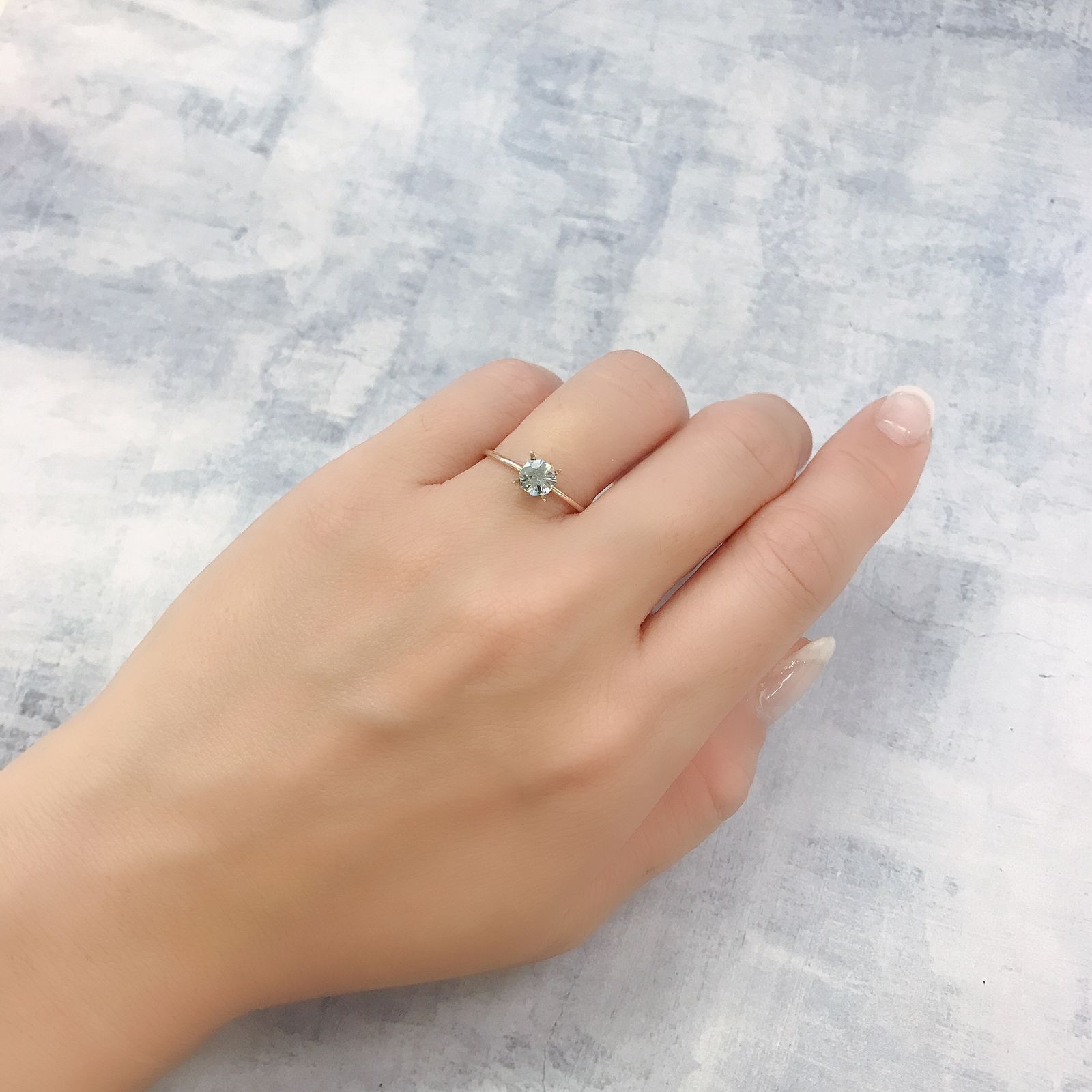 ◇オクタゴンカット◇アイスブルージルコン(宝石名ジルコン)カンボジア産 0.77ct 識別済[220717169]5.1x5mm前後