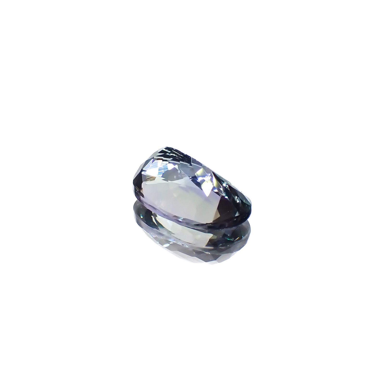 バイカラータンザナイト(宝石名ゾイサイト)タンザニア産 2.48ct 識別済[231224808]10.7x6.9mm前後