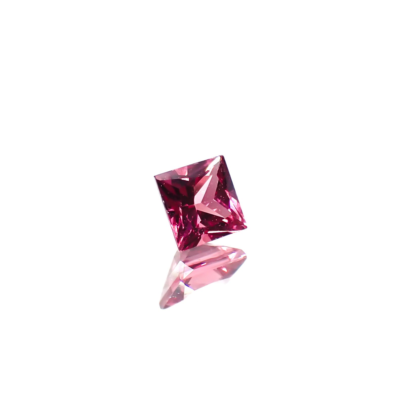 ◇プリンセスカット◇ホットピンクスピネル(宝石名ピンク・スピネル)タンザニア産 0.19ct 識別済[220817533]3x3mm前後