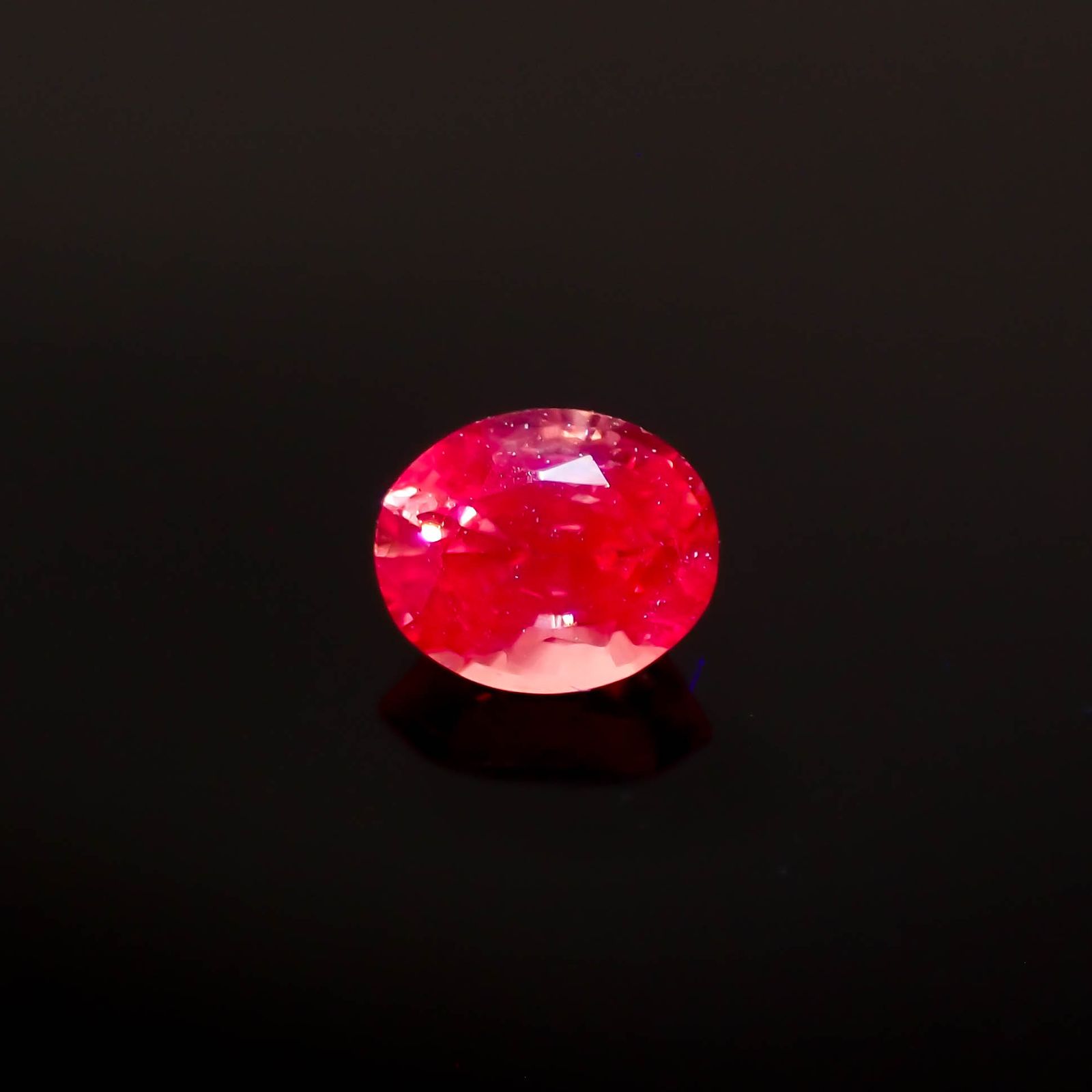ピンクスピネル パパラチャカラー タンザニア産 0.16ct[230522131]3.4x2.8mm前後