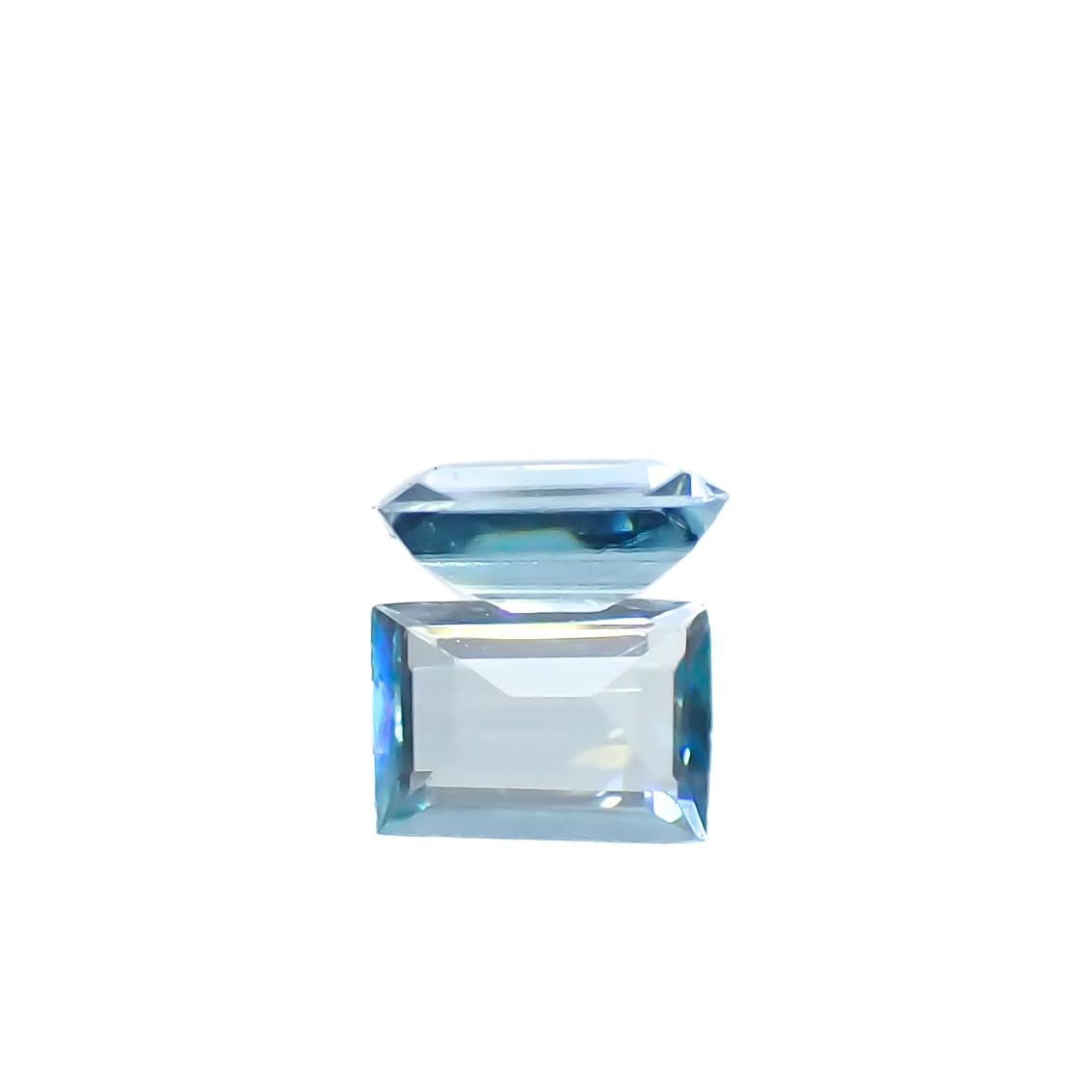 グランディディエライト(宝石名グランディディエライト)マダガスカル産 0.17ct 識別済[240326590]4.1x2.9mm前後