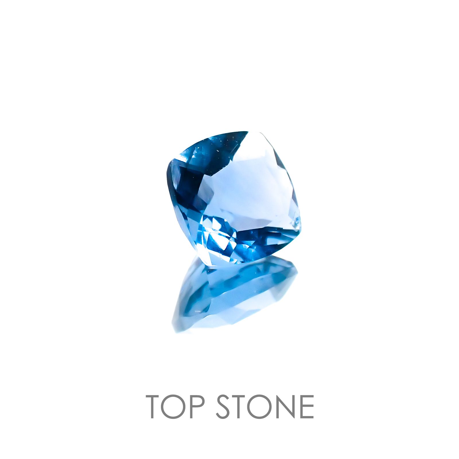 カラーチェンジフローライト ブラジル産 ルース 1.19ct[20117797]6.2×6.2mm前後