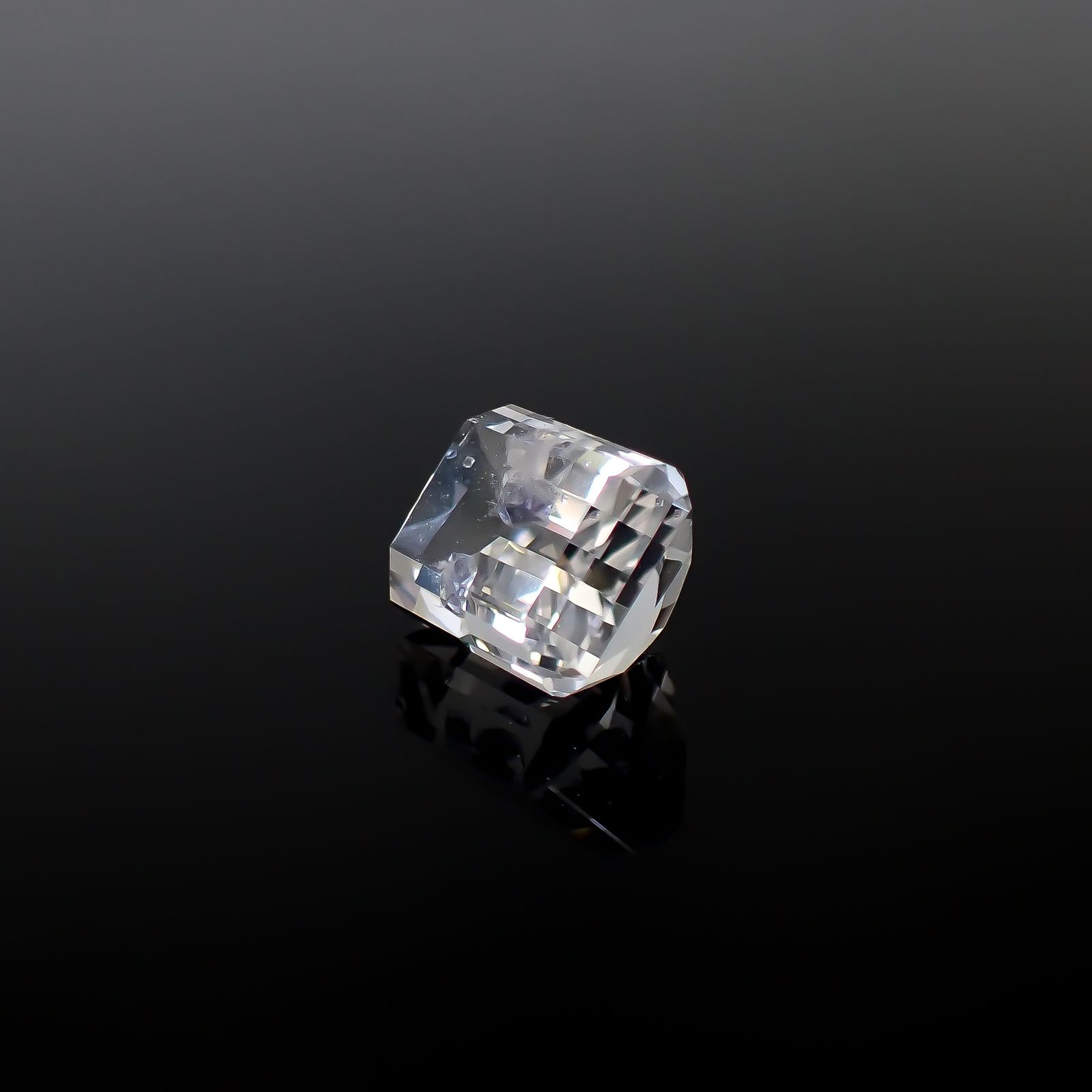 フローライトインクォーツ マダガスカル産 4.80ct [250329949]10.1x8.4mm前後
