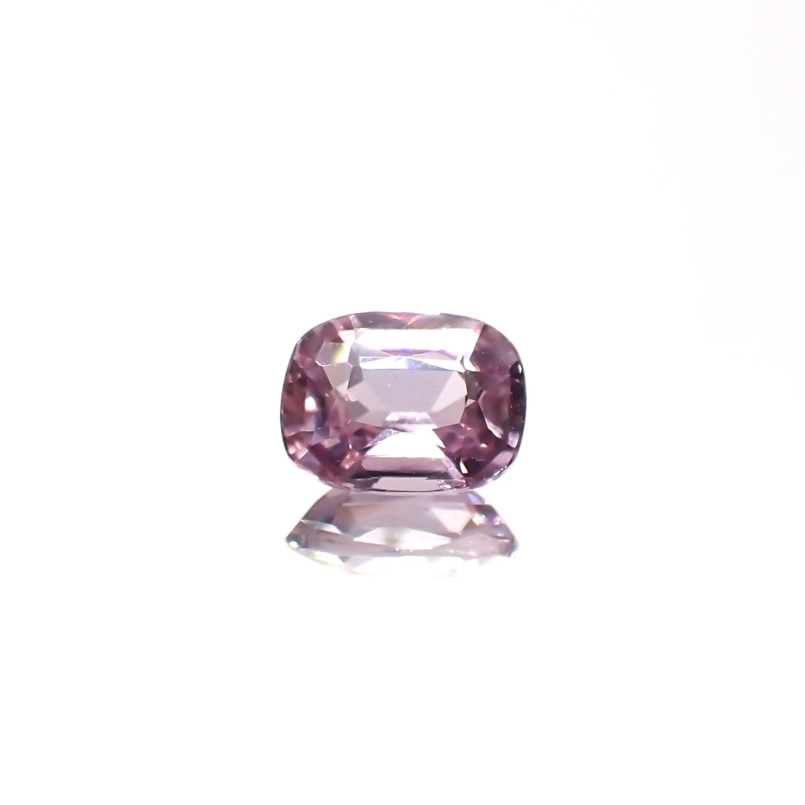 カラーシフト ピンクダイアスポア アフガニスタン産 0.95ct[240326995]6.7x5.1mm前後