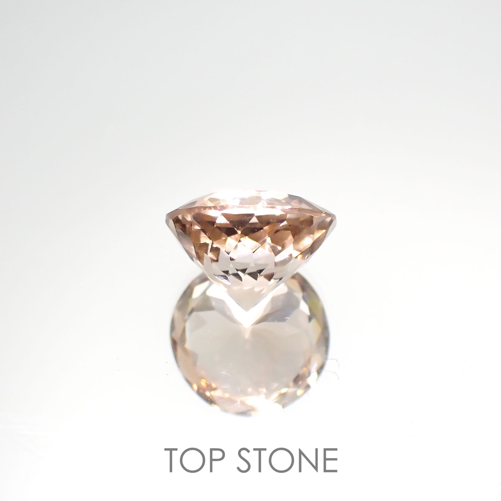 シナモンカラートルマリン(宝石名トルマリン) ナイジェリア産 3.435ct ソ付(彩珠)[20127646]9.6×9.5mm前後