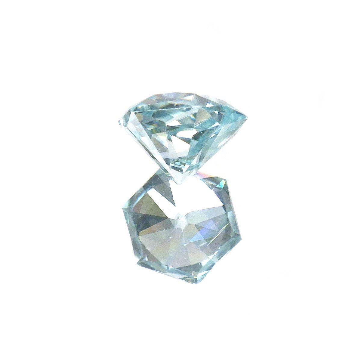 ◇ヘキサゴンカット◇アイスブルージルコン(宝石名ジルコン)カンボジア産 0.84ct 識別済[220717167]4.9x4.8mm前後