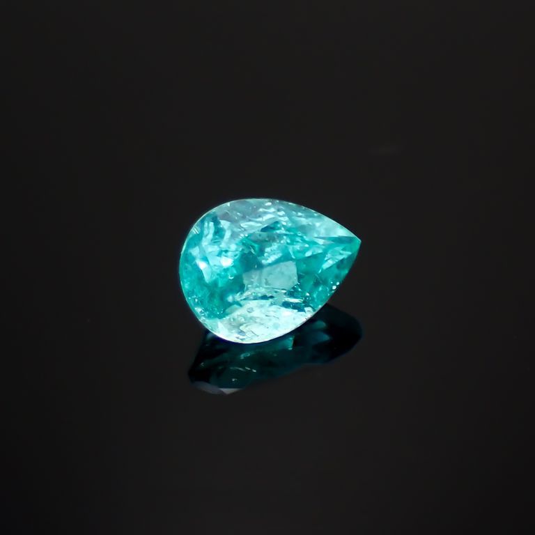 パライバトルマリン(宝石名トルマリン/別名パライバ・トルマリン)ブラジル・キントス鉱山産 0.246ct ソ付(宝貴協)[221018737]4.6x3.4mm前後