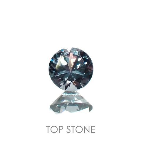 カラーチェンジガーネット アレキタイプ(宝石名ガーネット)マダガスカル・ベキリー産 0.17ct 識別済[221219424]3.2x3.2mm前後