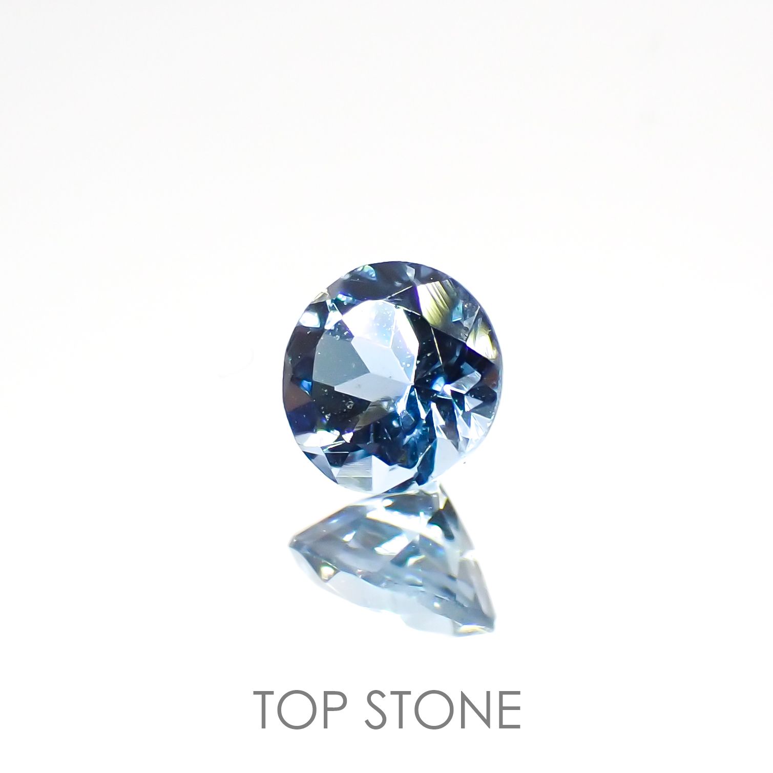 サンタマリアアクアマリン(宝石名アクアマリン)ブラジル産 0.22ct 識別済[220114677]4x3.9mm前後