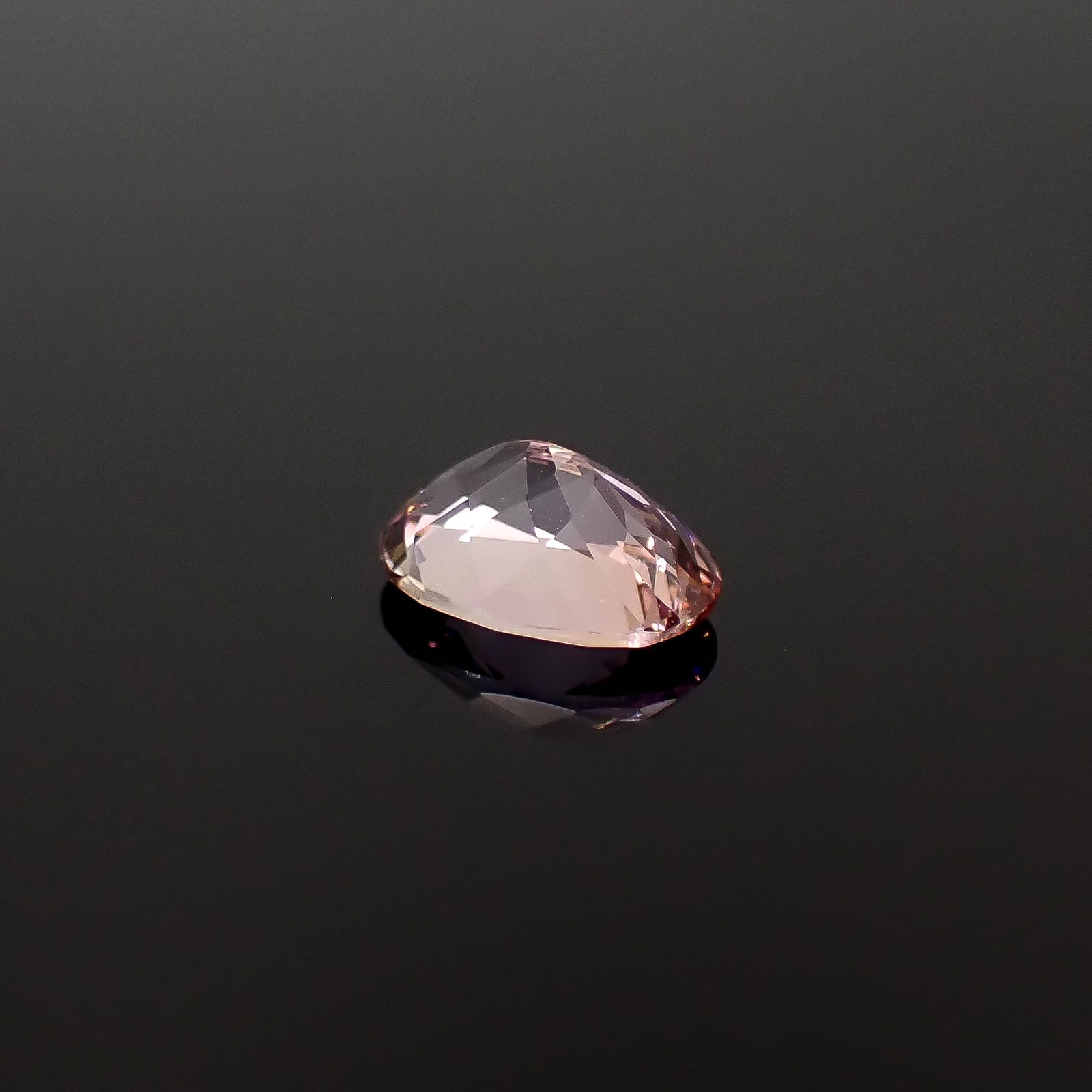 ピンクゾイサイト タンザニア産 1.34ct / 8.2x5.9mm前後 [260331944]