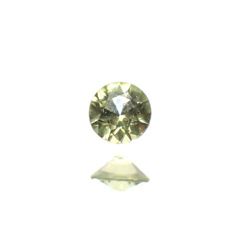 パラサイティックペリドット(宝石名ペリドット)採取地：ロシア 0.059ct 識別済[220616236]2.4x2.4mm前後