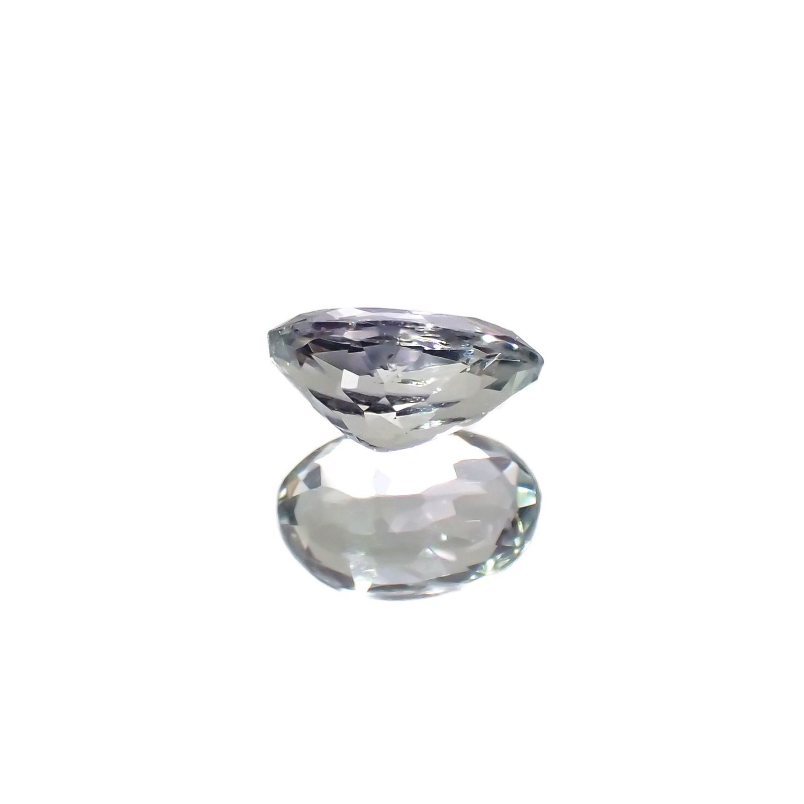 バイカラータンザナイト(宝石名ゾイサイト)タンザニア産 識別済 0.50ct / 6.1x4mm前後 [230421794]