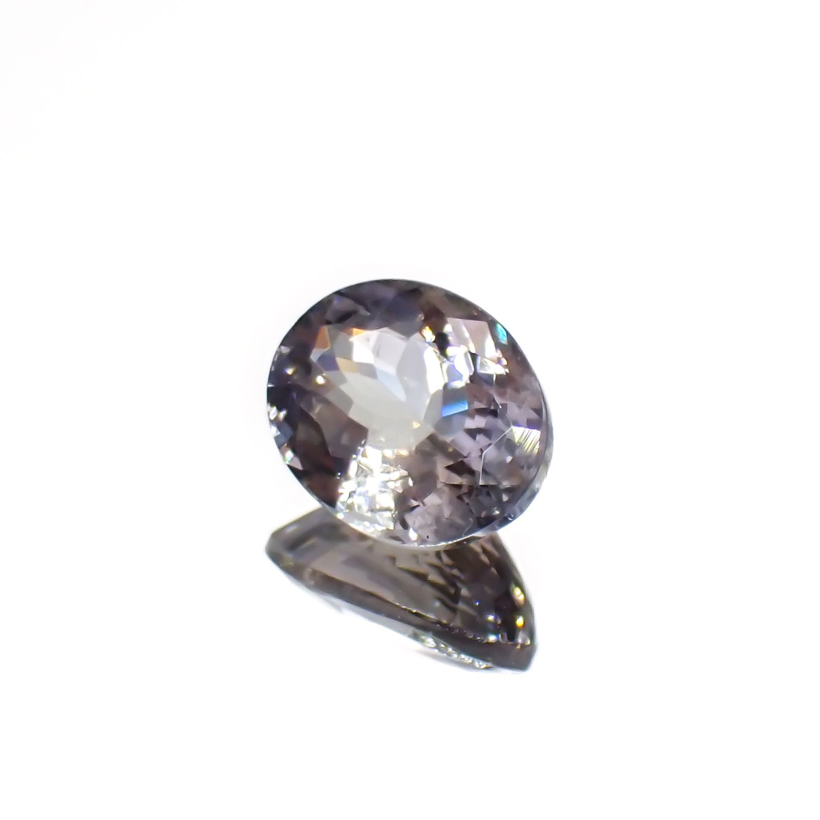 バイカラータンザナイト(宝石名ゾイサイト)タンザニア産 3.29ct 識別済[221119004]10.4x8.2mm前後