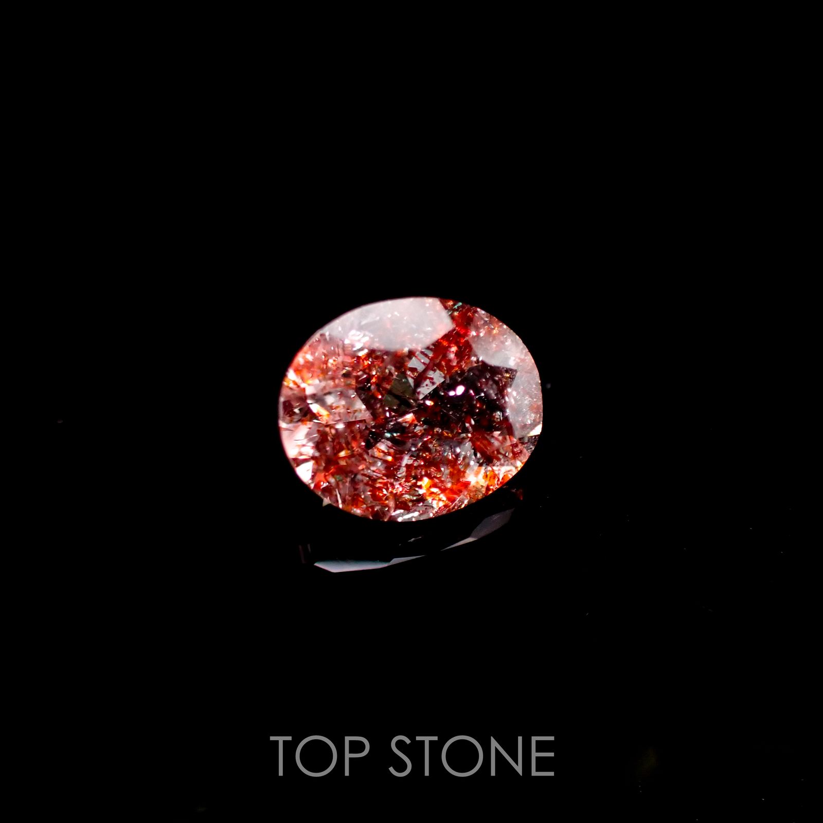 ファイヤークォーツ ナイジェリア産 ルース 1.45ct[210510711]8.5×6.8mm前後